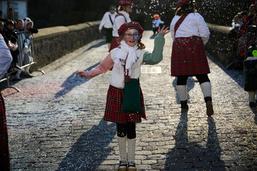 Fribourg: le cortège des enfants du Carnaval des Bolzes